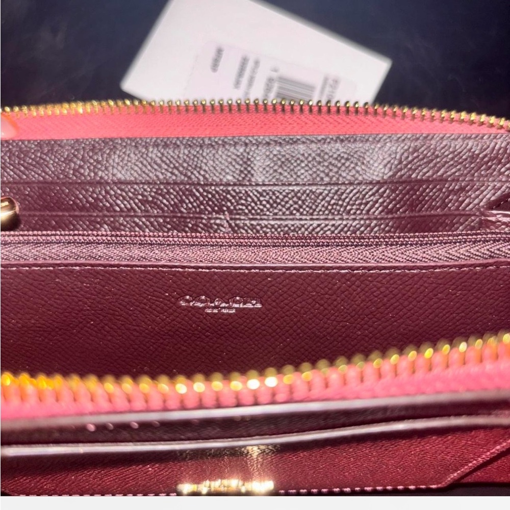Coach Pink Textured Wallet - Picture 4 of 8